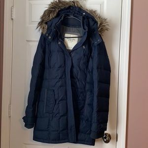 Abercrombie and Fitch Long Winter Coat Size Large